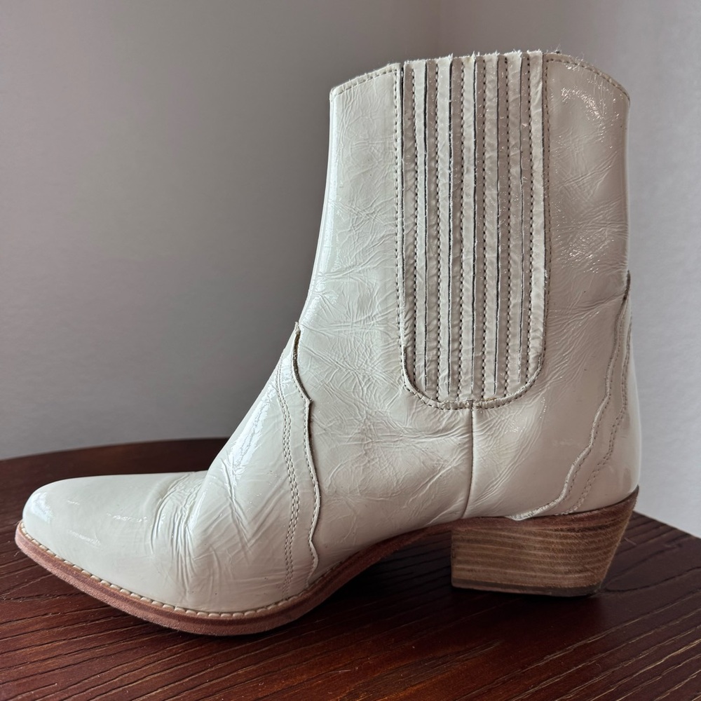 Free People New Frontier Chelsea Ankle Boot Ivory Cream Women’s 38 7 7.5 Boots - Picture 9 of 12